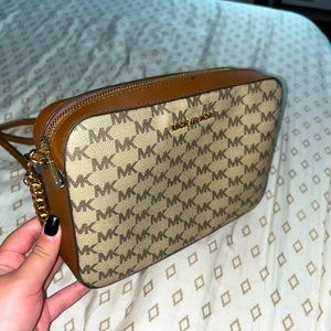 Michael Kors Crossbody Purse